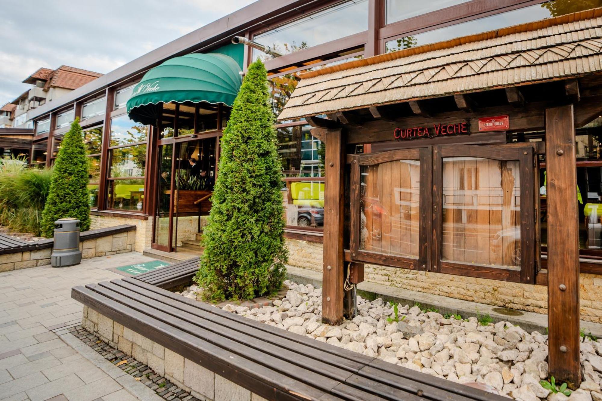 Hotel Curtea Veche Curtea de Argeş Zewnętrze zdjęcie